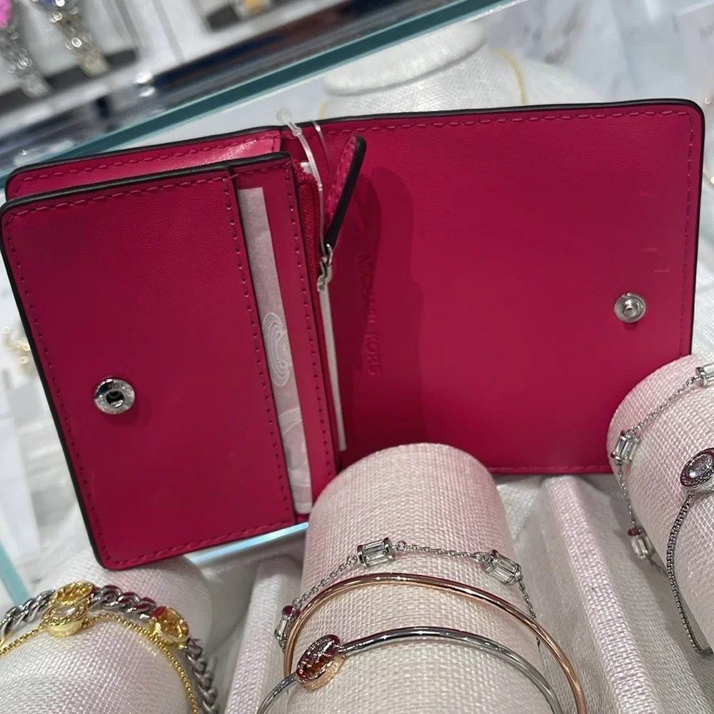 MICHAEL KORS Carson Small Pebbled Leather Flap Wallet DRAGONFRUIT NWT